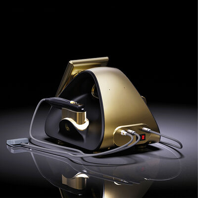 HIFU22D Yüksek Yoğunluklu Odaklanmış Ultrason Çok Frekanslı Kriyoprotektif Yaşlanma Karşıtı Yüz Germe ve Sıkılaştırma Vücut Şekillendirme ve Yağ Eritme Güzellik Cihazı